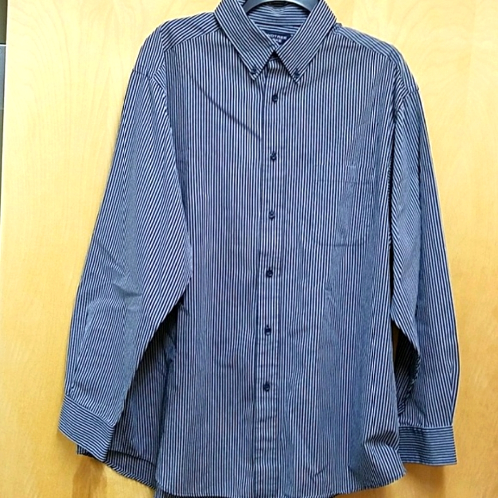 Roundtree And Yorke Button Down - image 1